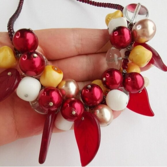 Vintage Czech fire polished glass bead necklace in reds - Picture 6 of 8